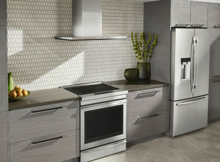 7 Benefits of Using a Kitchen Range Hood