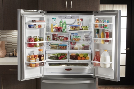 What are the Optimal Refrigerator Temperatures for Food Storage?