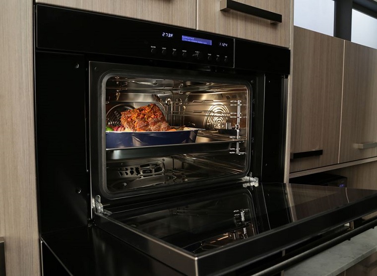 Steam Ovens in 2025: Why More Home Chefs Are Making the Switch